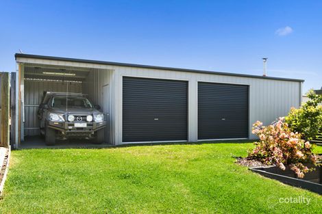 Property photo of 14 Village Fair Drive Newlands Arm VIC 3875