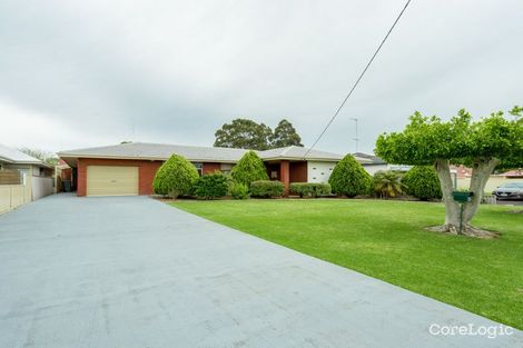 4 Grieves St, Harvey, WA 6220