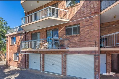 Property photo of 2/59 Prince Edward Parade Redcliffe QLD 4020