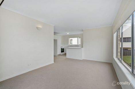 Property photo of 2/2 Surf Street Mermaid Beach QLD 4218