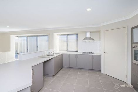 Property photo of 92 Da Vinci Drive Tapping WA 6065