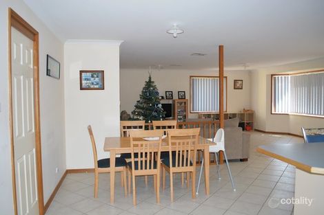 Property photo of 17 Bottlebrush Avenue Casula NSW 2170