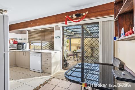 Property photo of 2/19 Stephenson Street Labrador QLD 4215