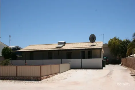 Property photo of 43 Hartog Crescent Denham WA 6537