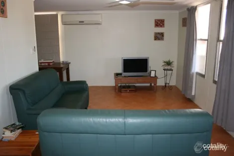 Property photo of 43 Hartog Crescent Denham WA 6537