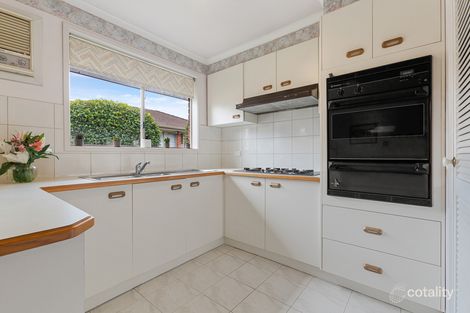 Property photo of 26 Wavell Avenue Kilsyth VIC 3137