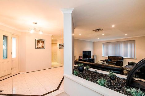 Property photo of 11 Cashmere Gardens Ballajura WA 6066