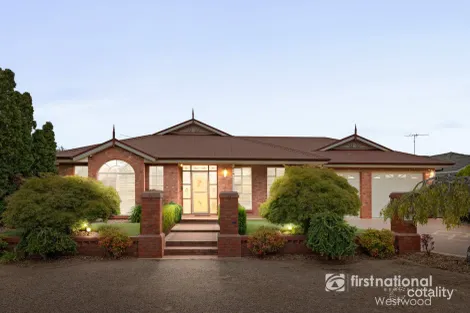 2 Coulton Ct, Werribee, VIC 3030