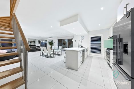 Property photo of 33 McLeod Road St Albans VIC 3021