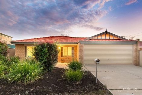 4 Ellesmere Cct, Success, WA 6164