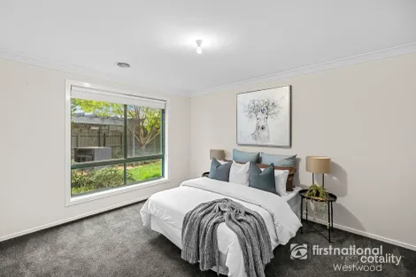 Property photo of 25 Gabrielle Close Werribee VIC 3030
