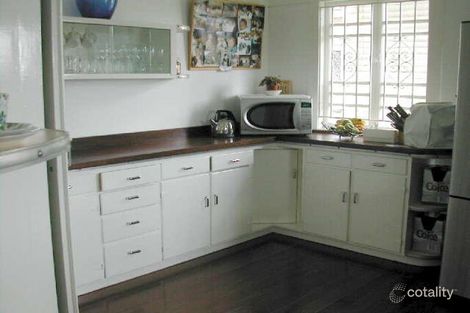 Property photo of 32 Penrose Street Auchenflower QLD 4066