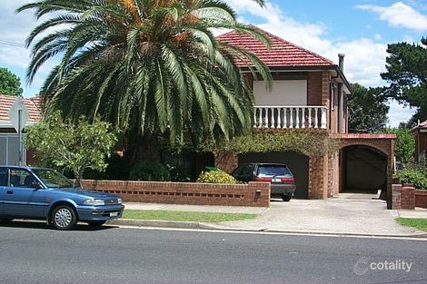 32 Chester Hill Rd, Chester Hill, NSW 2162