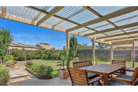 Property photo of 13 Deed Drive Pakenham VIC 3810