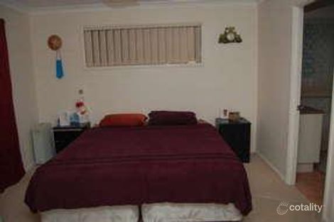Property photo of 22 Cumberland Crescent Heritage Park QLD 4118