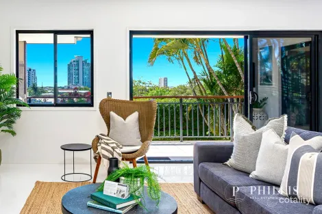 Property photo of 4/62 Imperial Parade Labrador QLD 4215