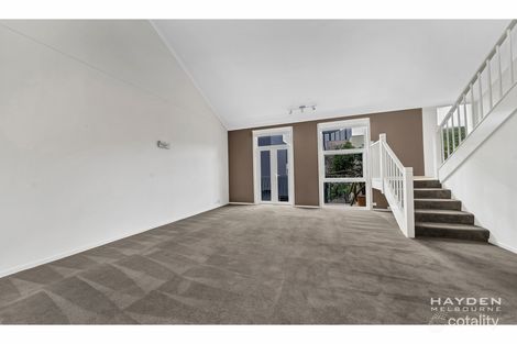 Property photo of 4/2 Moore Street Southbank VIC 3006