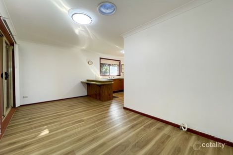 Property photo of 8 Bray Place Ambarvale NSW 2560