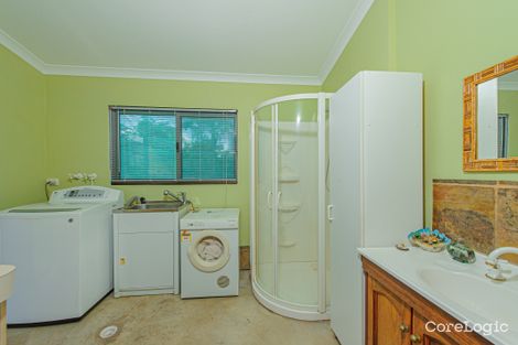 132 Almond Ave, Bakers Hill, WA 6562