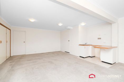 Property photo of 21 Amsterdam Crescent Tolland NSW 2650