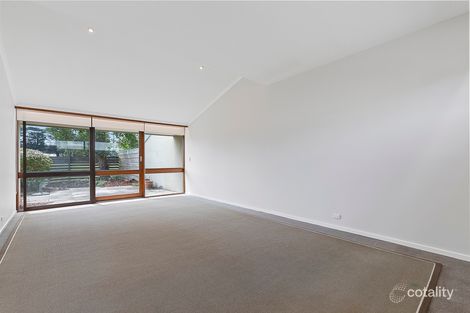 Property photo of 2/15 Mountain Grove Kew VIC 3101