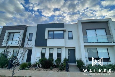 18 Jarli Walk, Deanside, VIC 3336