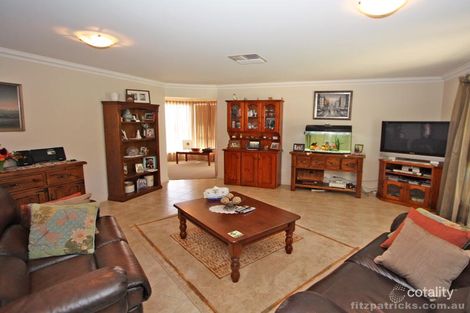 Property photo of 15 Kaloona Drive Bourkelands NSW 2650