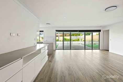 Property photo of 20 Mentone Avenue Bundall QLD 4217