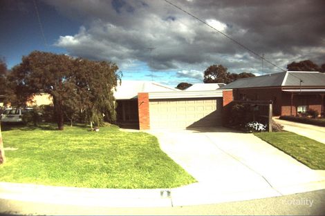 8 Christopher Ct, Ocean Grove, VIC 3226