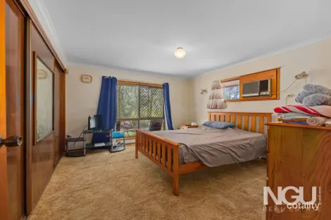 Property photo of 11 Eugene Street Bellbird Park QLD 4300