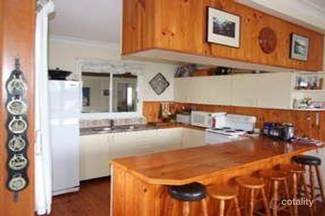Property photo of 9 Seaside Parade Dolphin Point NSW 2539