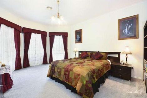 Property photo of 17 Aviemore Way Point Cook VIC 3030