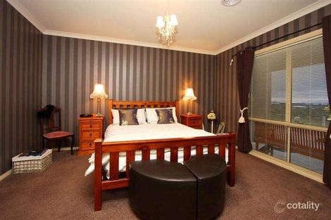 Property photo of 27 Lauren Court Table Top NSW 2640