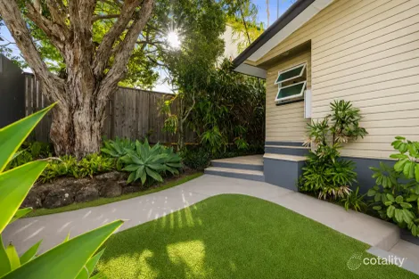 Property photo of 69 Waverley Road Taringa QLD 4068