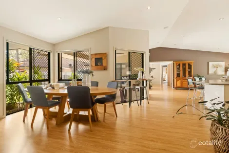 Property photo of 5 Sandalwood Close Mackenzie QLD 4156