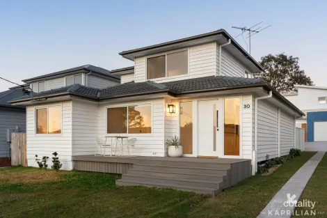 30 Wellings St, Warners Bay, NSW 2282