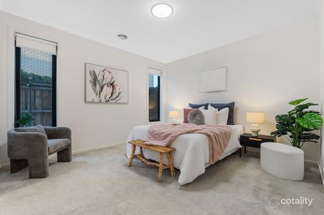 Property photo of 34 McPherson Drive Croydon VIC 3136