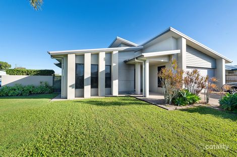 6 Woden Cres, Ooralea, QLD 4740