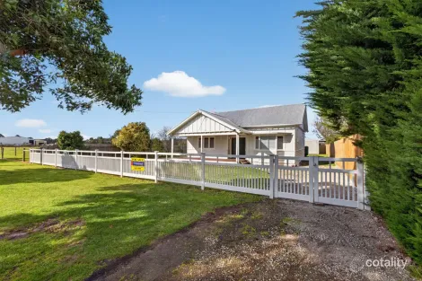 Property photo of 49 Commercial Road Yarram VIC 3971