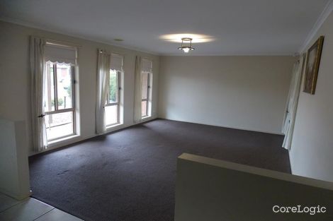 Property photo of 11 Lily Drive Sydenham VIC 3037