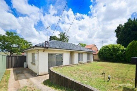 Property photo of 152 Binalong Road Toongabbie NSW 2146