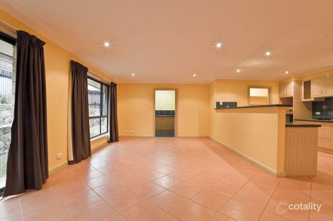 Property photo of 13 Stonehaven Circuit Queanbeyan East NSW 2620