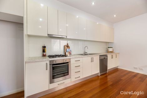 Property photo of 2/21 Alpine Grove Pascoe Vale VIC 3044