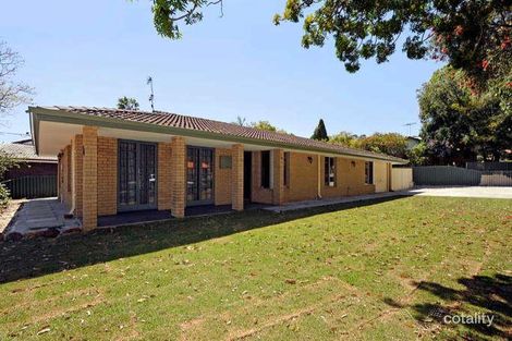 Property photo of 24 Lensham Place Armadale WA 6112