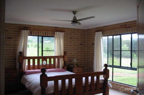 Property photo of 17 Belmore Drive Withcott QLD 4352