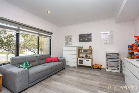 Property photo of 48 Castella Drive Caversham WA 6055