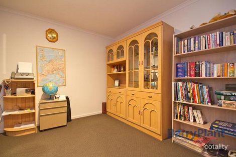 Property photo of 3 Moreton Bay Boulevard Lyndhurst VIC 3975