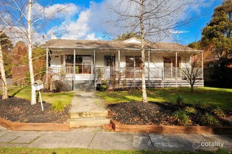 8 Foulds Ct, Montrose, VIC 3765