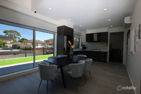 Property photo of 9 Oak Grove Springvale VIC 3171