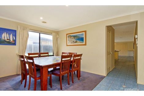 Property photo of 16 Friuli Place Skye VIC 3977